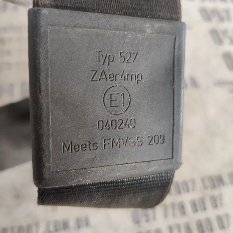 Ремінь безпеки Audi A6 C5 (97-05) перед. лів. OEM 4b0857705a