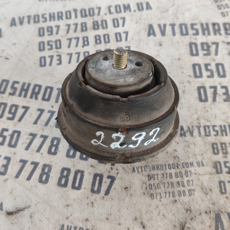 Подушка двигуна BMW 3 E36 316i (90-00) 1.6i OEM 22111095444