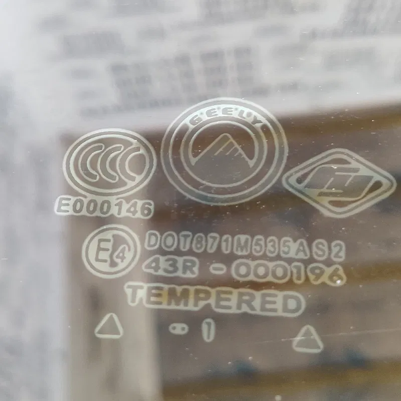 Скло дверей Geely MK (06-14) 1.5 зад. праве OEM VA1020801001