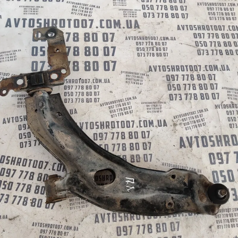 Ричаг підвіски Fiat Doblo (00-10) передня ліва OEM 9908990
