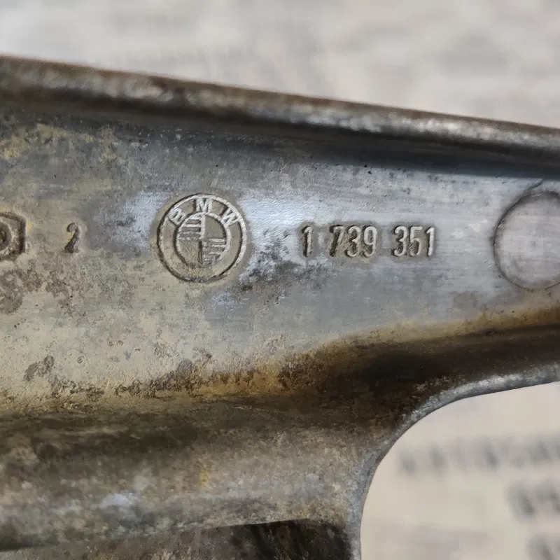 Кронштейн двигуна BMW 316i E36 (90-00) 1.6 OEM 1739351