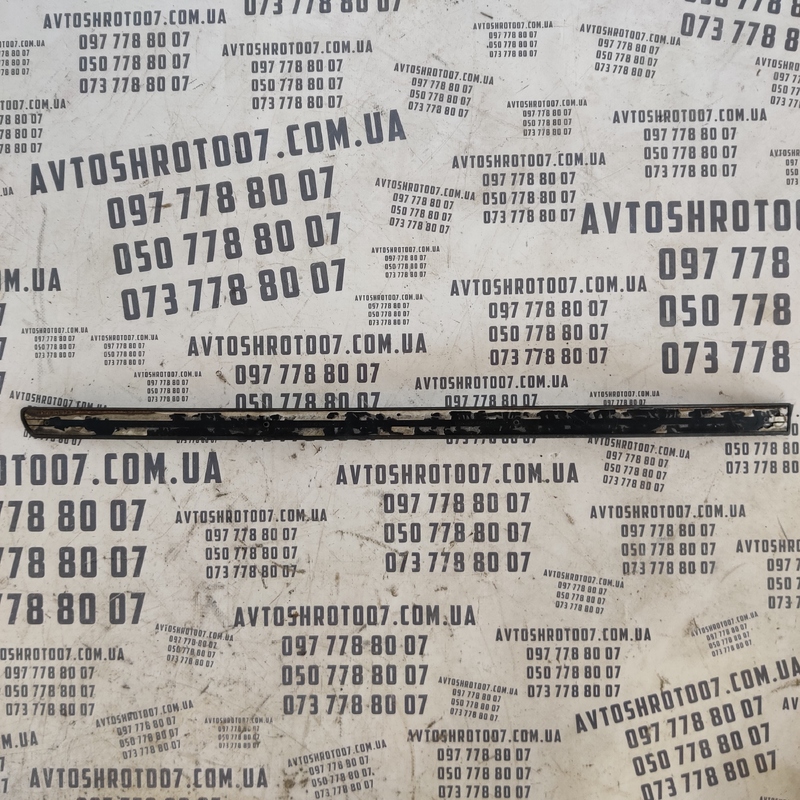 Дверна накладка Audi A4 B5 (94-01) задня ліва OEM 8d0853963 фото 2