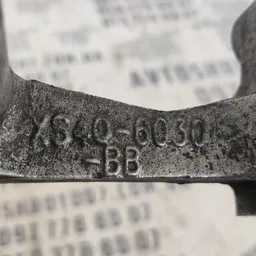 Кронштейн двигуна Ford Focus MK1 (98-05) OEM xs406030bb фото 4
