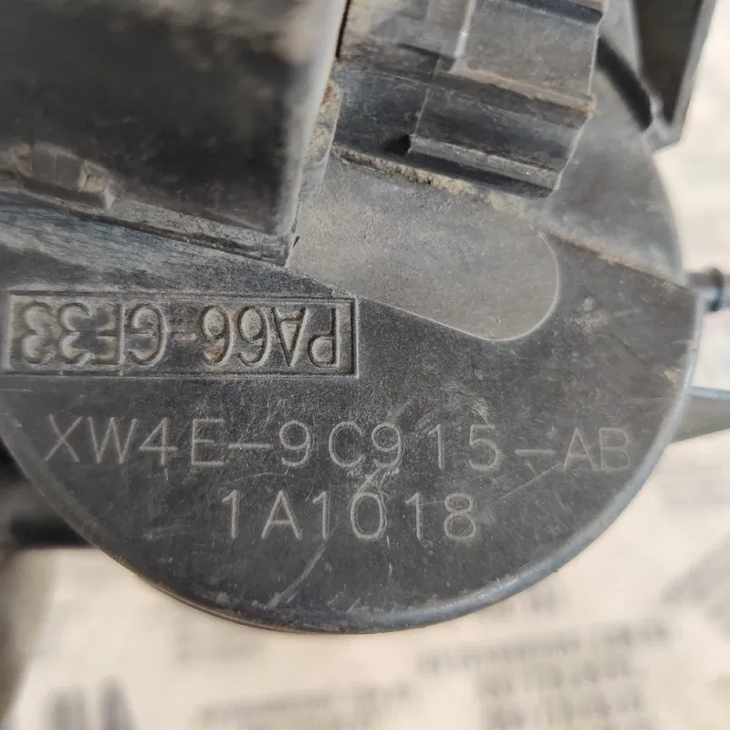 Клапан вакуумний Jaguar S-Type (99-08) OEM xw4e9c915ab
