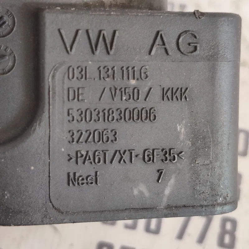 Патрубок повітряний Audi A4 B5 (94-01) OEM 03L131111G