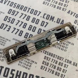 Плафон підсвітки Audi A6 C5 (97-05) задній OEM 4b0947111 фото 2