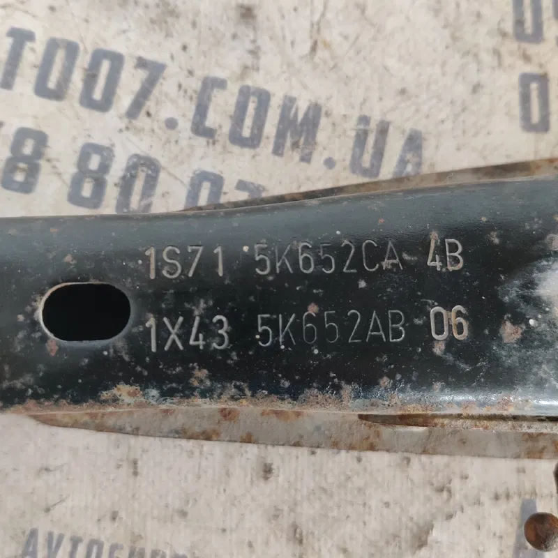 Ричаг Jaguar X-Type 01-09 2.1 V6 зад. прав. OEM 1x435k652ab