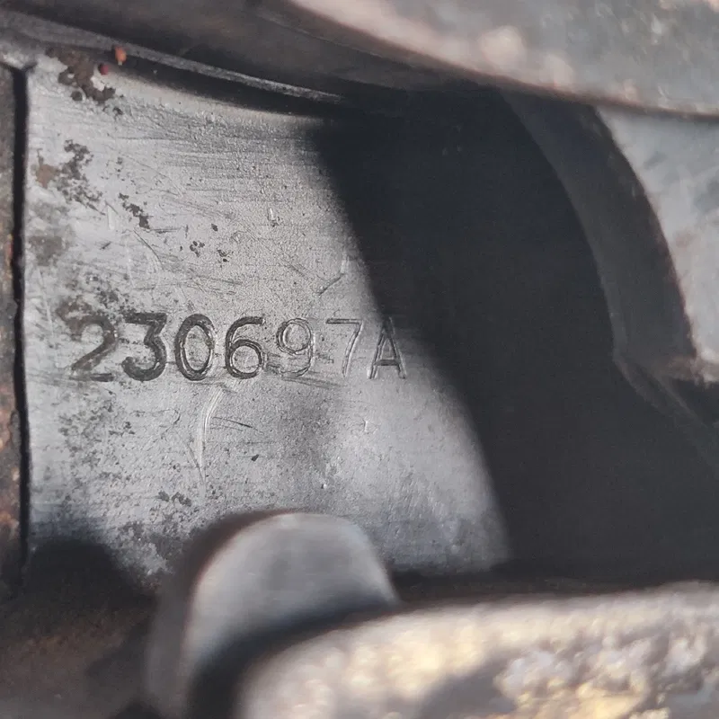Замок дверей Renault Scenic 1 96-03 перед. прав. OEM 230697a