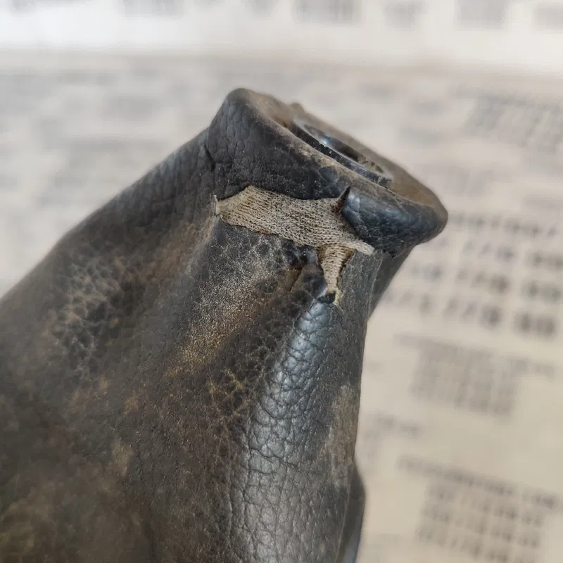 Накладка салону Mazda 3 BK (03-09) OEM bp4k64341