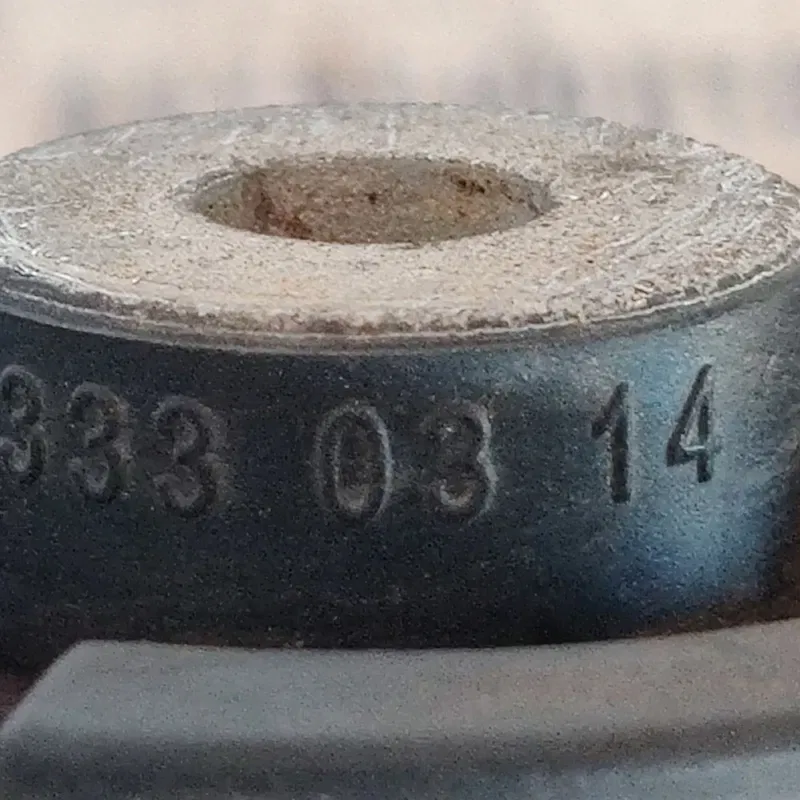 Ричаг MB W205 (14-21) Бенз. перед. пр. верх. OEM A2053305601