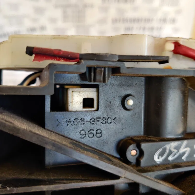 Селектор АКПП Lexus LS 430 (00-06) 4.3 Бензин OEM 8999250070