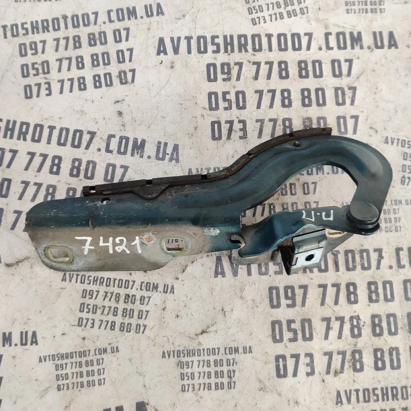 Петля капоту Renault Scenic 1 (96-03) OEM 843530B