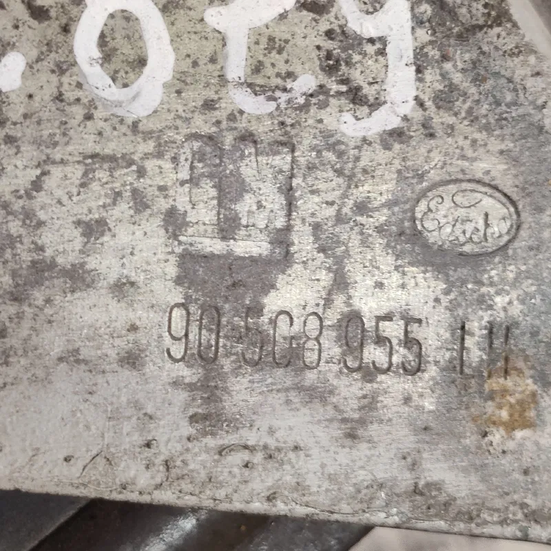 Петля капоту Opel Vectra B (95-02) ліва OEM 90508955