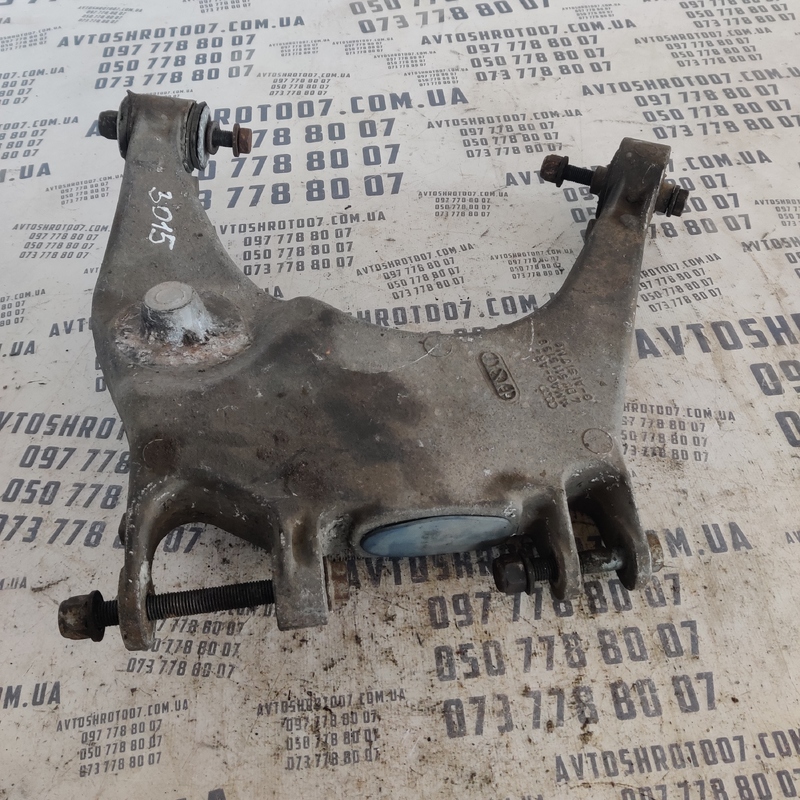 Ричаг підвіски Audi A8 D2 (94-02) задня OEM 4d0511515g