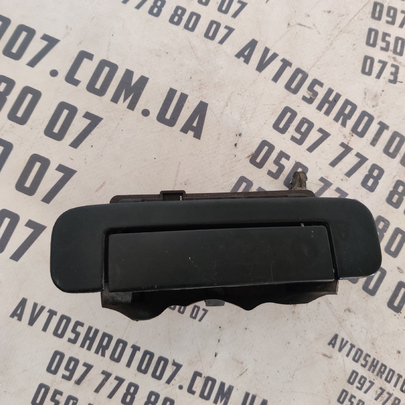 Ручка зовнішня Audi A4 B5 (94-01) задня ліва OEM 4a0839205