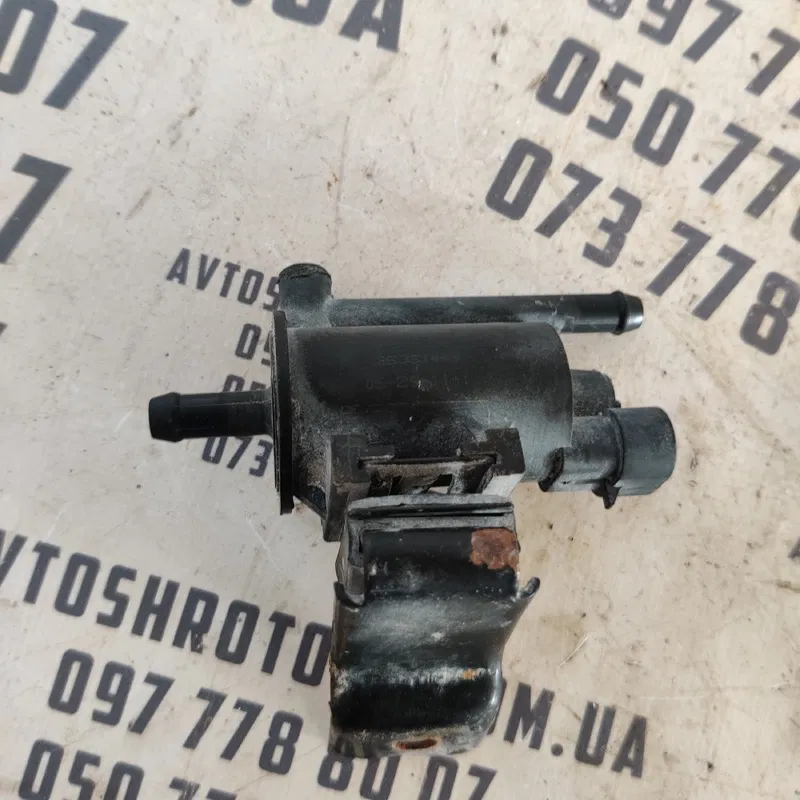 Клапан електромагнітний Geely MK 06-16 1.5 бенз OEM 25351449