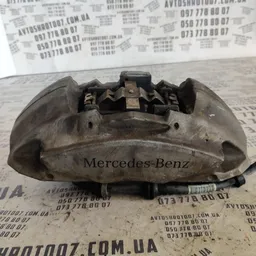 Супорт Mercedes W205 (14-21) бенз перед лів OEM A0114219798