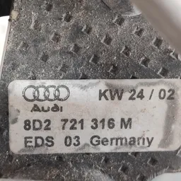 Кронштейн педалі тормоза Audi A6 C5 (97-05) OEM 8D2721316M фото 4
