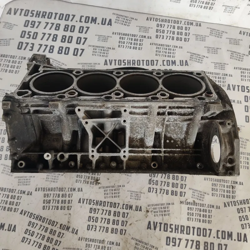 Блок двигуна Mercedes-Benz CLS w219 (04-10) OEM r1570103600