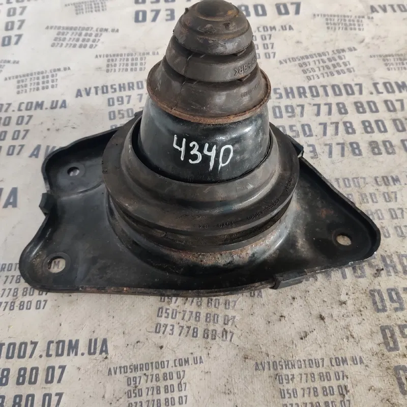 Відбійник Lexus RX 350 (08-15) 3.5 зад. правий OEM 4,81E+15