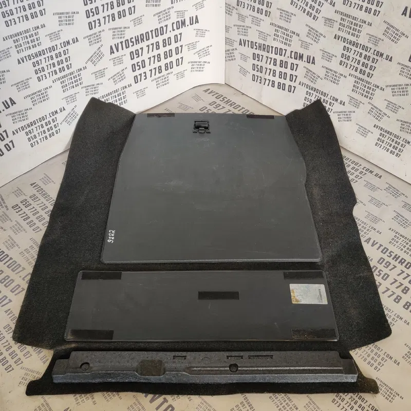 Накладка салону VW Passat B8 USA (11-19) OEM 5618634631bs