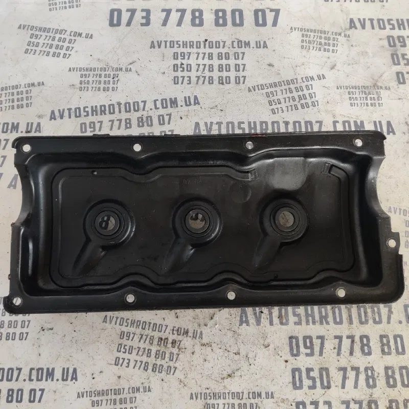 Клапанна кришка Skoda Superb 1 01-08 2.5 TDI OEM 059103469AA