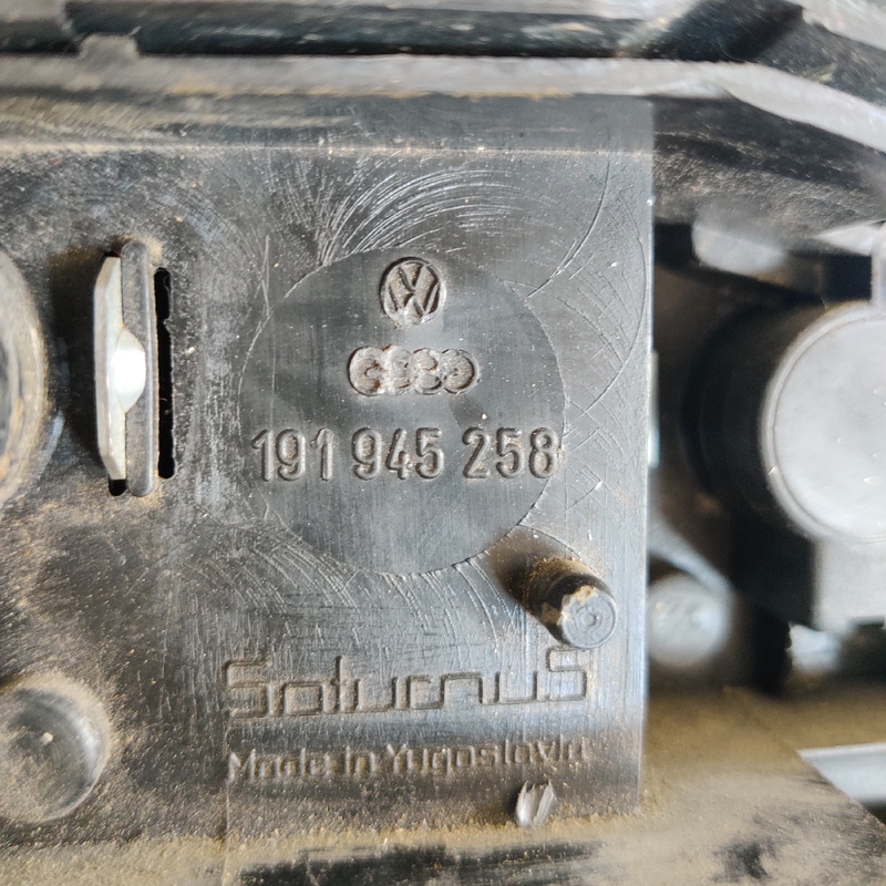 Ліхтар задній правий VW Golf 3 (91-98) OEM 191945112b