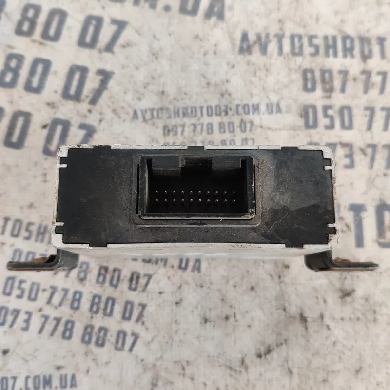 Блок керування сигналізацією Audi A4 B5 94-01 OEM 8d0951173