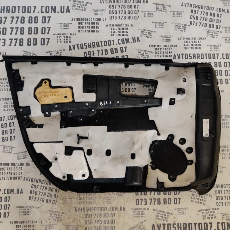 Карта дверей Mazda 3 BK (03-09) передня права br5s884u2