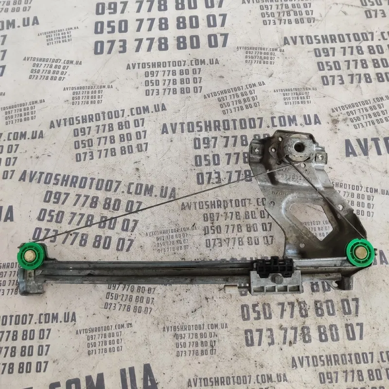 Склопідіймач Audi 80 B3 задня права OEM 893839400