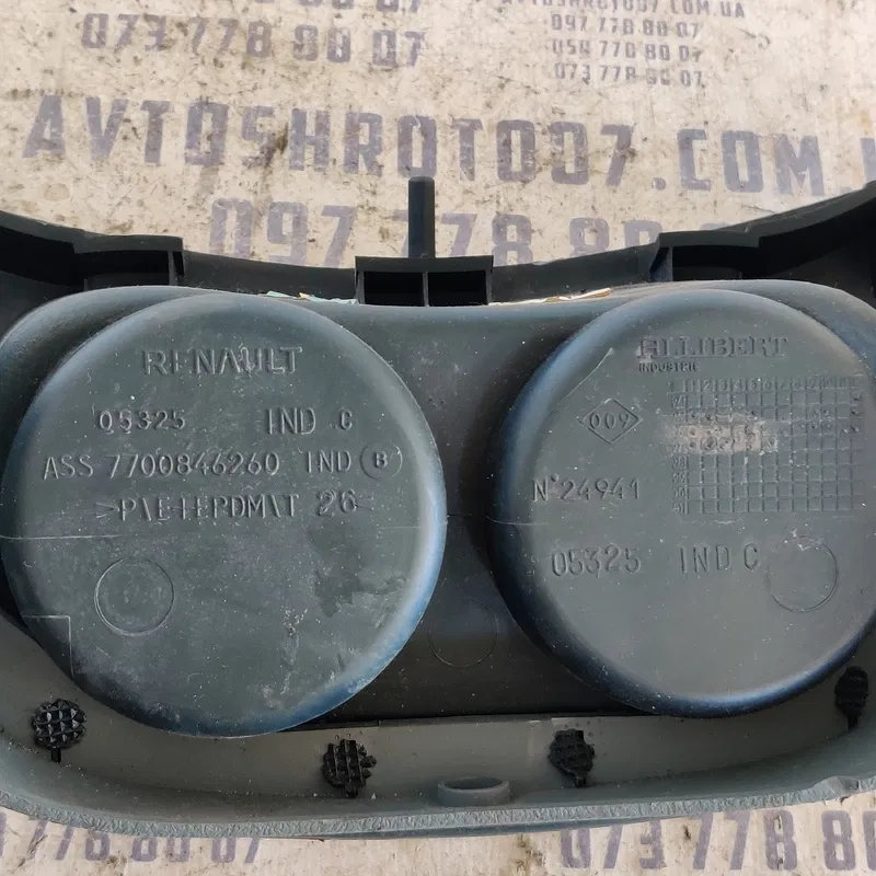 Накладка салону Renault Scenic 1 (96-03) OEM 7700846260