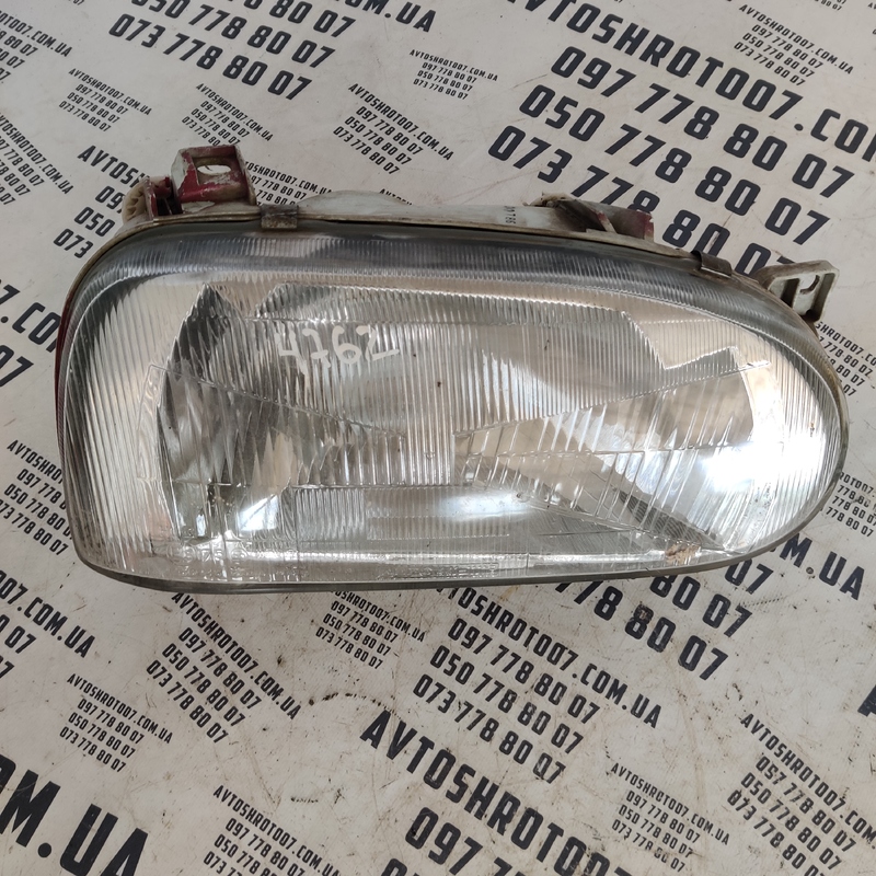 Фара Volkswagen Golf 3 (91-98) передня права OEM 084411111r