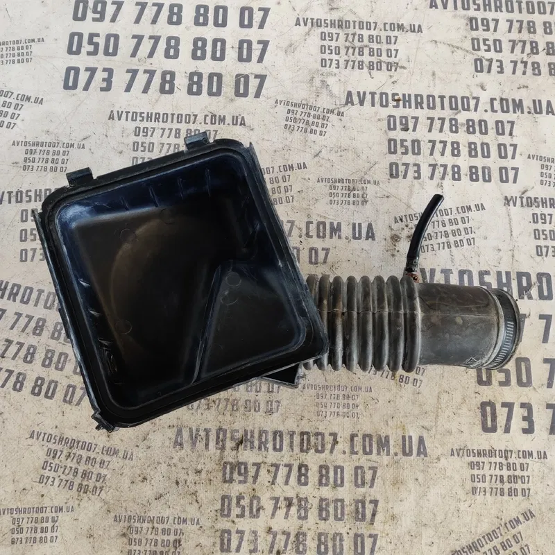 Корпус повітряного фільтра Geely MK (06-15) 1.5 MR479QA бенз