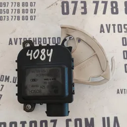 Двигун заслінки пічки Audi A4 B5 (94-01) OEM 8D1820511E фото 1