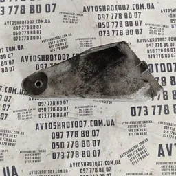 Кронштейн двигуна Audi Q7 4L 05-15 3.6 Бензин OEM 022199308