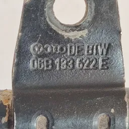 Трубка системи охолодження Audi A4 B8 (08-15) OEM 06B133522E фото 4