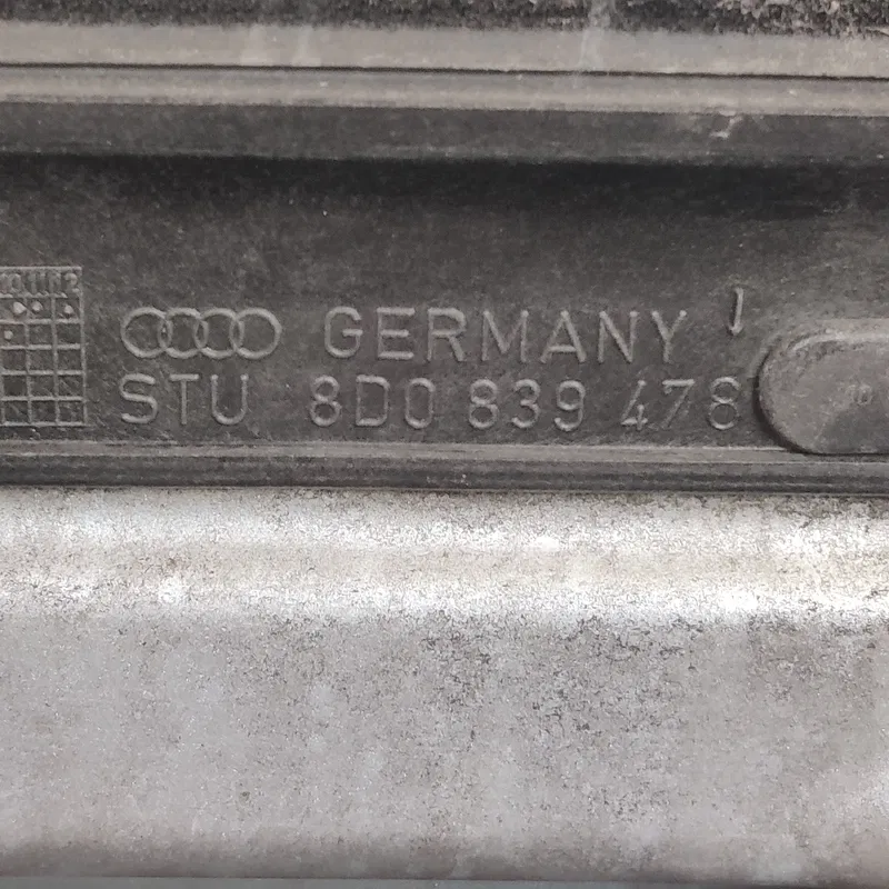 Двері Audi A4 B5 (94-01) задня права OEM 8D0839478