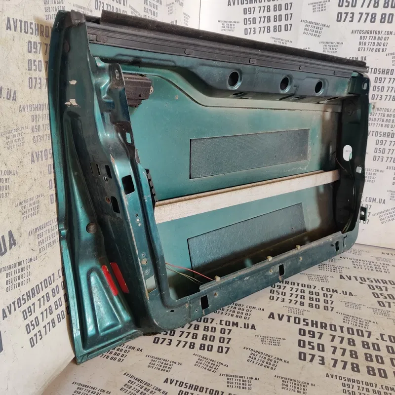 Двері Audi 80 B3 передні ліві OEM S48131N