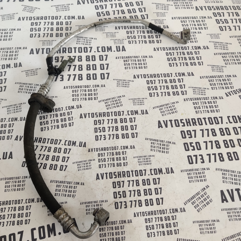 Трубка кондиціонера Skoda Superb 1 (01-08) OEM 3u0260704