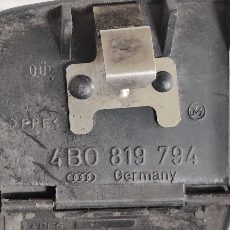 Дефлектор обдуву салону Audi A6 C5 (97-05) OEM 4B0819794