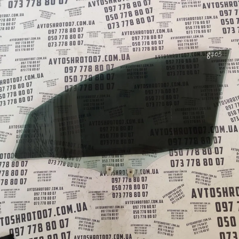 Скло дверей Mazda 3 BK (03-09) переднє праве OEM 43R008612