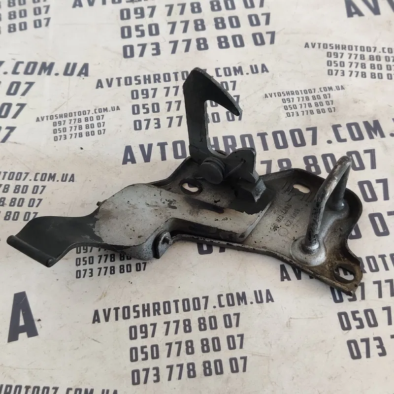 Замок капота Volkswagen Passat B8 USA OEM 8j0823480A