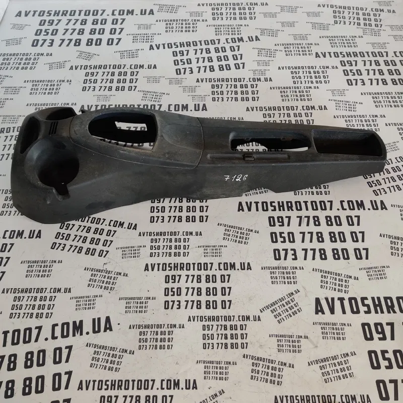 Консоль центральна Ford Focus MK1 (98-04) OEM 98aba04584