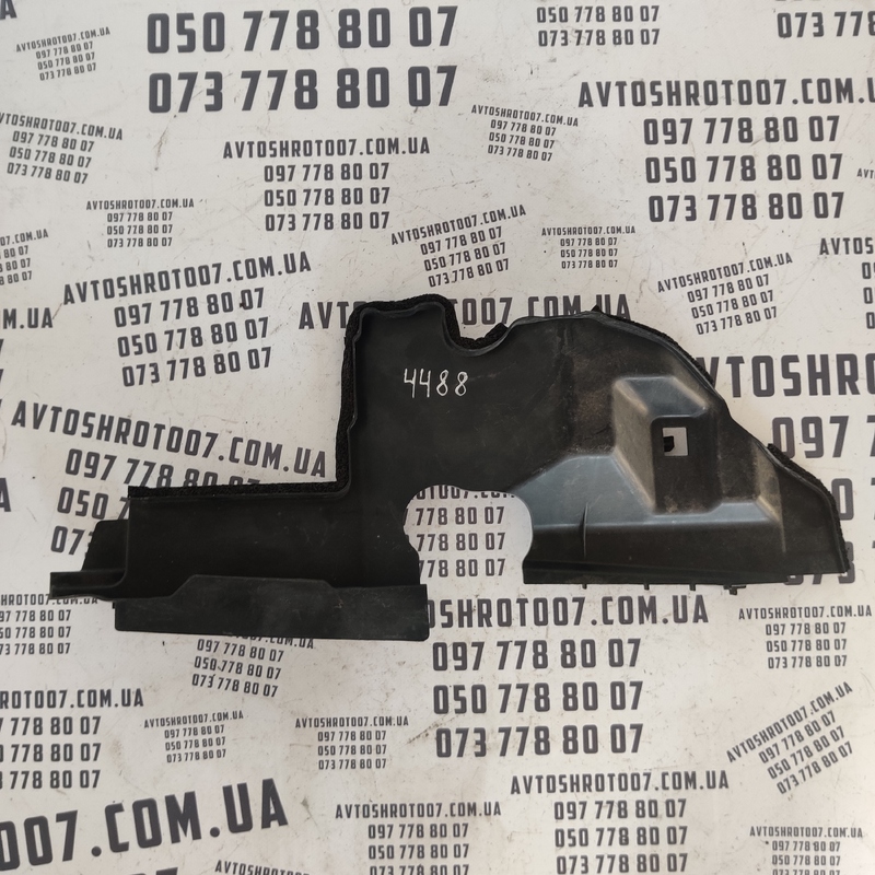 Дефлектор радіатора правий Lexus RX 350 OEM 5,33E+75
