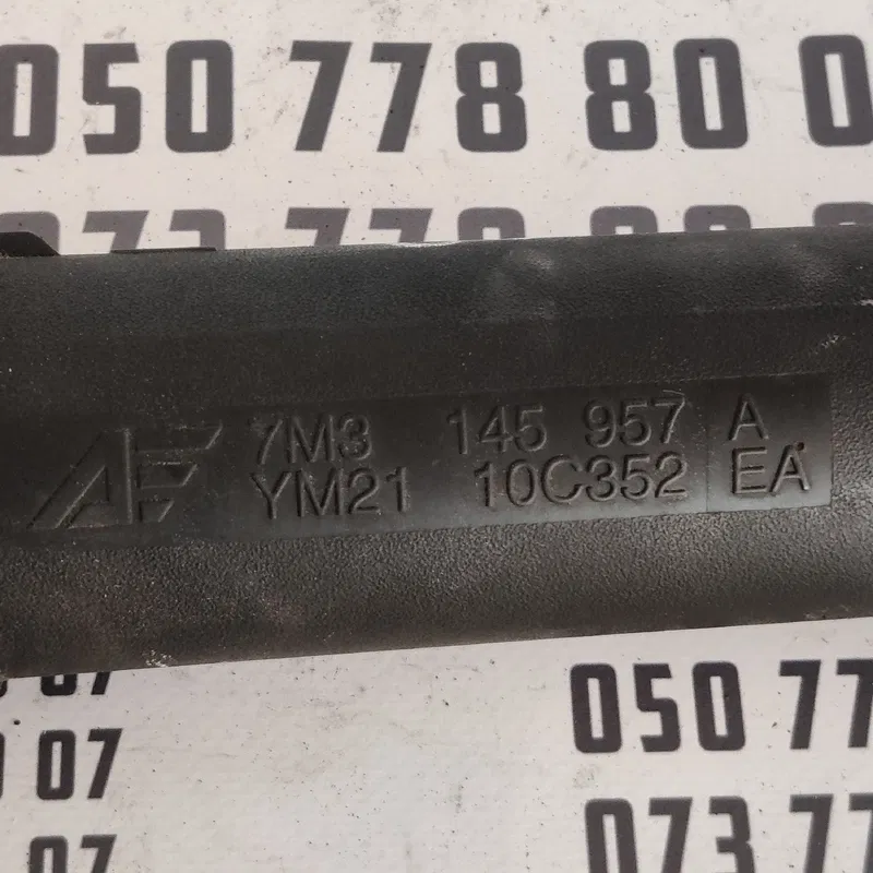 Патрубок інтеркулера Volkswagen Sharan 1A OEM 7m3145957a