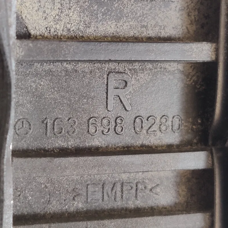 Накладка зовнішня Mercedes ML W163 (97-05) OEM 1636980280