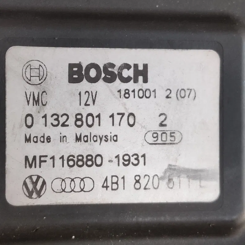 Двигун заслінки пічки Audi A6 C5 (97-05) OEM 4B1820511L
