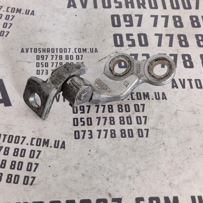 Завіса Ford Focus MK1 (98-04) зад. ліва нижня OEM xs4aa26800