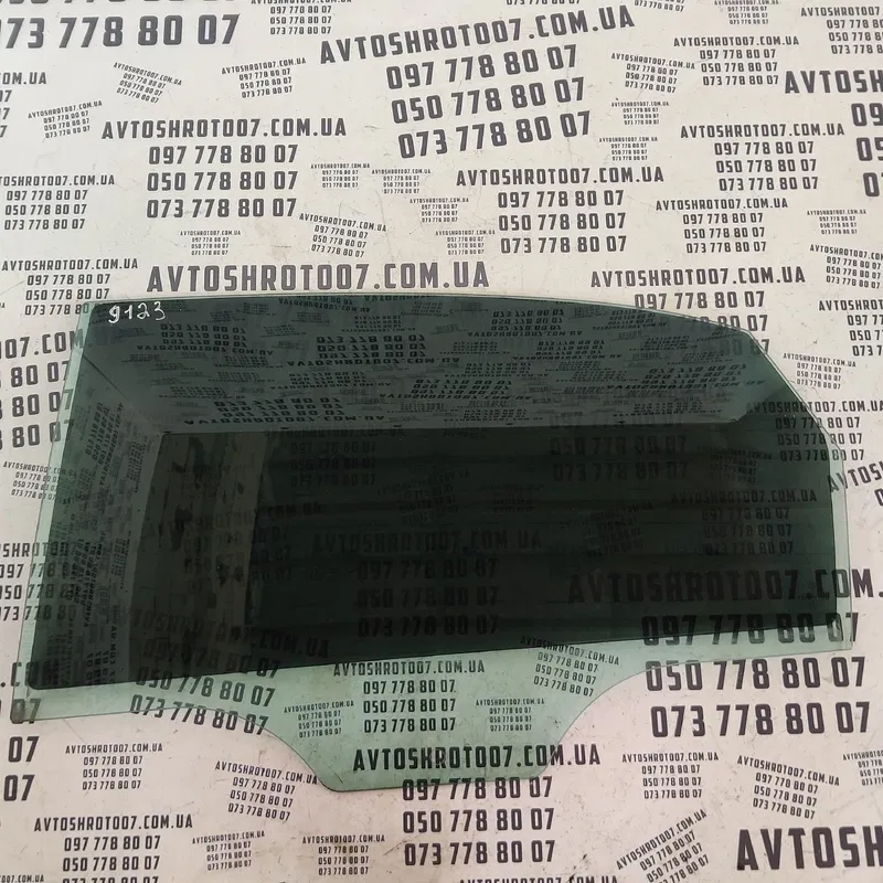 Скло дверей VW Passat B8 USA (14-22) заднє ліве 43r0115127