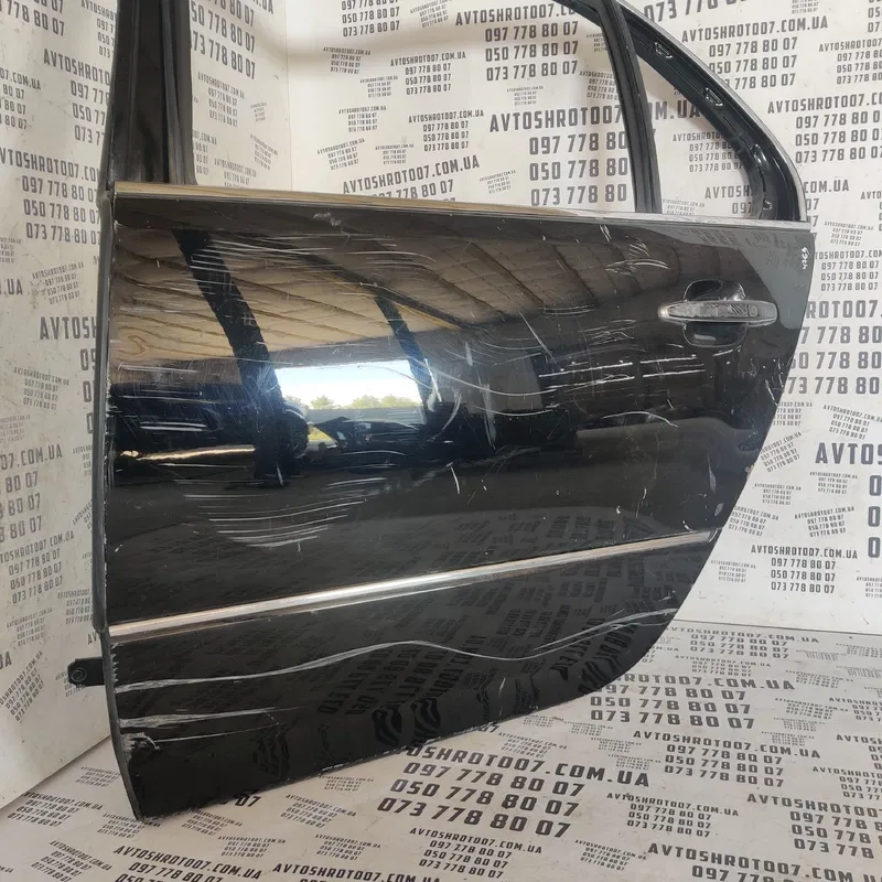 Двері задні ліві Lexus LS 430 (00-06)